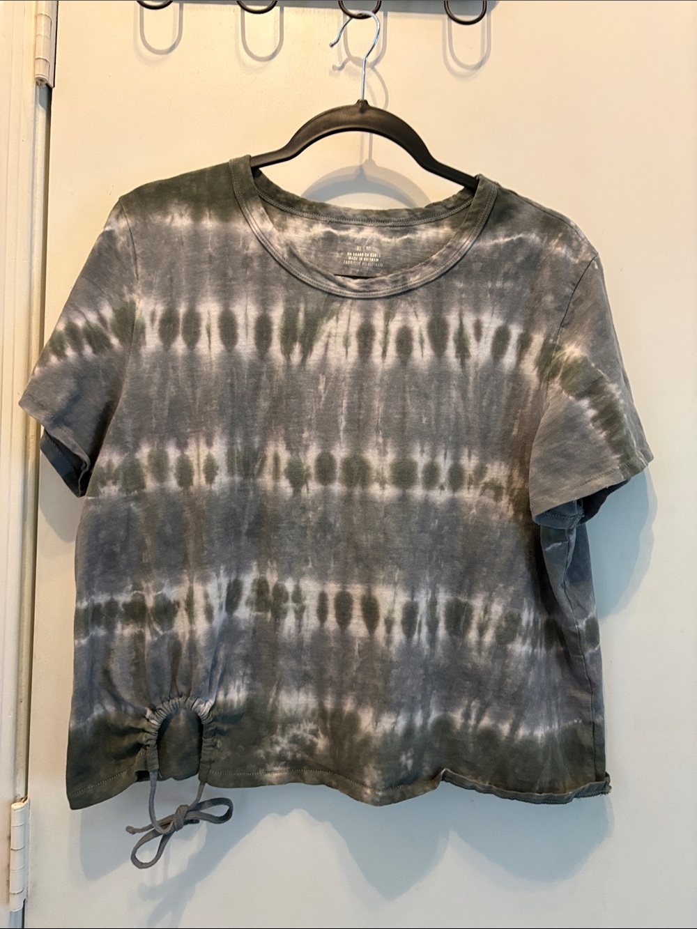 Aerie Tie-Dye Drawstring Crop Tee - Gray & Olive Size XL
